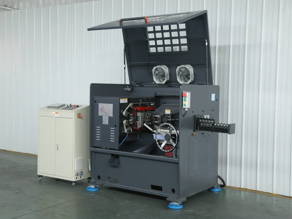 image of a nail making machine model X100