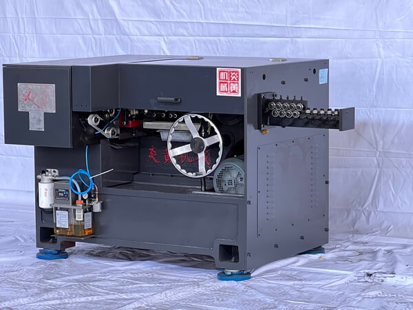 image of a nail making machine model X90